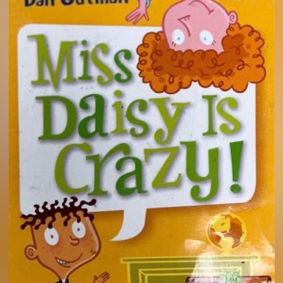 Lot of 8 children’s books - Picture 6 of 8